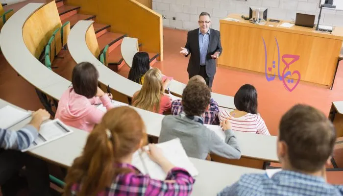 إزاي تتعامل مع أساتذة الجامعة